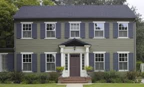 The table below shows roof colors that integrate best with siding colors. Expert Advice On How To Paint Shutters Behr