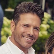 Bret Vantiem Email & Phone Number