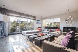 Besoin d'une location immobilière à court terme le temps d'une mission professionnelle, recherche d'un appartement ou d'un studio au moment des études, logement temporaire pendant une période de travaux dans votre résidence principale. Furnished Apartment For Rent Villa Houssay Neuilly Sur Seine Ref 10335