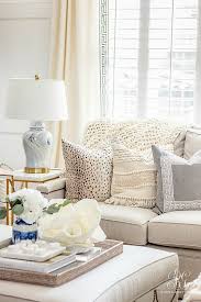 Living Room Decor Do You Like The Neutrals Going On Here I Find It Restful And Comfortable Looking Living Room Designs Game Room Family Living Room Decor