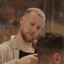 KELHAM BARBER (Leah's Yard)