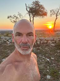 🌞☀️ Getting some sun with my little baby girl today, hoping it will lift  our spirits and bring some much-needed positivity into our lives! 🌈💕 Life  may have thrown a few challenges