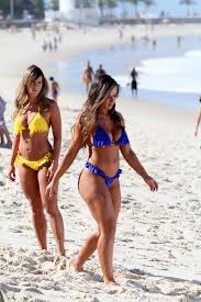 Mas a minha favorita sempre vai ser a nicole, tem algo nela que me cativa, perdi a conta quantas homenagens já prestei pra ela. Nicole Bahls And Fani Pacheco In Bikini 14 Gotceleb