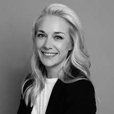 Melanie Sweet's Instagram, Twitter & Facebook