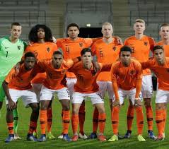 Eerste duel jong oranje wit vs. Onsoranje