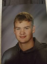 Henry Heit the tallest man came to Super Value in Sparta WI about 1969. My  sister..crying and myself standing along side.