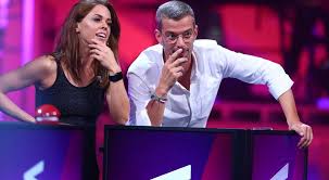 Heute sind mit von der partie: Win Your Song Video Vanessa Mai Und Bosse Bei Win Your Song Prosieben