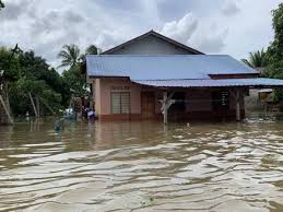 Iklim seperti keadaan suhu, taburan hujan, sejatan, pergerakan angin dan keadaan semulajadi. Banjir Di Kelantan Makin Pulih