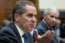 500 Michael Barr Stock Pictures, Editorial Images and Stock Photos