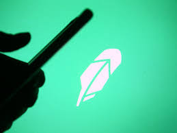 They may promise to pay you if you can transfer their money to a foreign account. Unlike Robinhood The Best Investing Apps Don T Involve Day Trading Vox