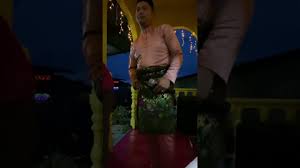 Sekarang anda juga dapat mengunduh video lagu raya. 2 94 Mb Suasana Hari Raya Anuar Zain Cover By Mohamedsupri89 Mp3 Bursa Lagu