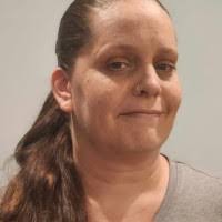 Tara Hoff's Instagram, Twitter & Facebook