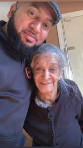 Hoji bu ta tinha 74 Anos, mas 29 anos atrás bu dexano. Alfredo Jorge  Marques Freire ( Jorge Oredja ) nha pai, nha herói, nha ídolo metade de nha  DNA. Saudade men