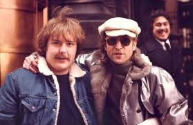 Chapman grew up in decatur , georgia, and as a teenager he developed an obsession with the beatles , especially lennon. Pin On John Lennon