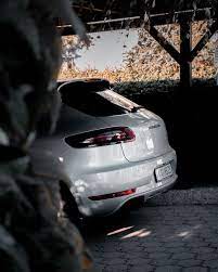 royal kaptured on instagram i was going for a walk and i saw the car next door asking for a picture porsche gt bmw in 2020 car walking pictures