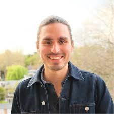 I had the pleasure of joining my first REI store huddle in New York City  this week, and I'm still buzzing with energy 🚀 Standing in the middle of  an REI store,