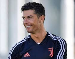 Jul 05, 2018 · a post shared by cristiano ronaldo (@cristiano) on may 18, 2018 at 12:49pm pdt 2017年11月、ロドリゲスは娘アラナ・マルティナ（alana martina）を出産した。 ロナウドにとっては4人目の子どもだ。 ã‚¯ãƒªã‚¹ãƒ†ã‚£ã‚¢ãƒ¼ãƒŽ ãƒ­ãƒŠã‚¦ãƒ‰ã®é«ªåž‹ ãƒ˜ã‚¢ã‚¹ã‚¿ã‚¤ãƒ«14é¸ ç¾å½¹ç¾Žå®¹å¸«ãŒå¾¹åº•è§£èª¬