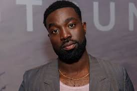 Luke Pierce's Sherlock Holmes inspired outfit details