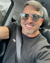 Roberto Fraga (@drrobertofraga) • Instagram photos and videos