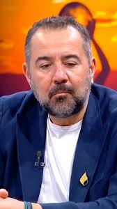 Chiquito regalo me hicieron por Navidad @cogemesipuedes_tvcanaria y como  piloto de la nave @elhijodeinma ❤️ quien iba a pensar hace 2 años que iba a  salir la frase Siempre Verbenaty nunca InVerbenaty