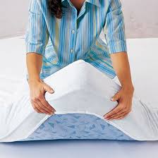 Equipement bébé 0 à 36 mois à prix malins. Protection Matelas Molleton Blanc Coton Bio