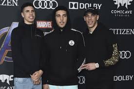 Erleben sie besondere momente in unseren häusern. Lonzo Ball Brothers Lamelo And Liangelo Officially Sign With Roc Nation Sports Bleacher Report Latest News Videos And Highlights