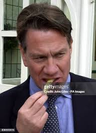 Peter Ramsden's Instagram, Twitter & Facebook