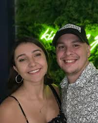 Tracy Valle (@tracykv) • Instagram photos and videos