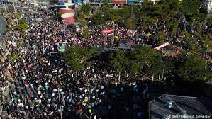 A principal avenida da capital paulista foi bloqueada devido ao volume de pessoas presentes. Cidades Tem Protestos Contra Bolsonaro E A Favor Da Democracia Noticias E Analises Sobre Os Fatos Mais Relevantes Do Brasil Dw 07 06 2020