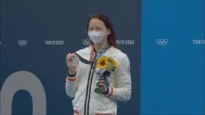 Jun 26, 2021 · 舊紀錄為4分51.30秒，由何詩蓓於2013年東亞運以15歲之齡創下，塵封7年半終易手。 仍在力爭游入奧運的19歲男將卓銘浩，今出戰400米自由泳，首200米僅游出1分49.01秒，距直入東奧差1.99秒。 Cd0hathdbwixcm