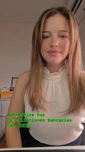 Amigos cierro el año con broche de oro, he logrado la Certificación  Microsoft como Entrenadora (Trainer). No es solo un papel sino que avala  mucho esfuerzo, dedicación, pasión y compromiso en mi