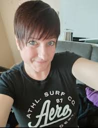 Could someone make my hair short please ? Thanks