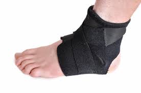 Patient suffering from cuboid syndrome or cuboid subluxation are likely to experience symptoms of pain upon weight bearing. Cuboid Syndrome What It Is Treatment And Recovery