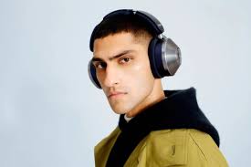 Tai nghe chống ồn kiêm lọc không khí mới lạ