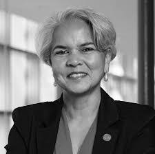 Rhea Francis's Instagram, Twitter & Facebook