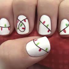 25 Easy Christmas Nail Art Designs To Try Yourself Elephant On The Road Christmas Nail Designs Christmas Nail Designs Easy Cute Christmas Nails