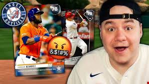 PHI@LAD: Brown catches fly ball, doubles off Turner