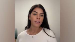 Lex violento evade, la denuncia della 20enne in un video: “Ringrazio il  giudice che gli ha dato i domiciliari. E se fossi stata sua figlia?” - la  Repubblica