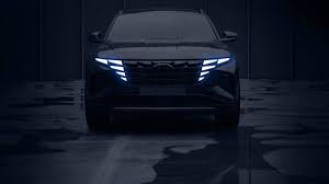 Tucson pushes the boundaries of the segment with dynamic design and advanced features. Bold 2022 Hyundai Tucson Redesign Teased Ahead Of Sept 14 Debut Roadshow