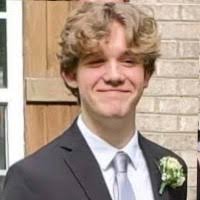 400+ perfiles de «Liam»