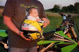 B S Daddy Was Killed A Week Before He Was Born In A Dirt Bike Accident Doing What He Loved To Do The Man Holding Bike Accident Dirt Bike Girl Best Friends