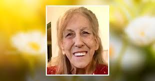 Wayne Bear's Instagram, Twitter & Facebook