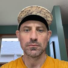 38, Rosemount, no kids, spontaneous, send me a message and let's chat or  meet!