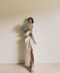 We did not find results for: These Celebs Will Convince You To Use Dried Flowers As Props For Your Next Instagram Photo