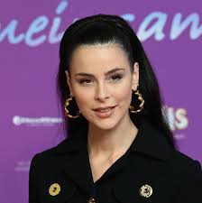 Lena Meyer-Landrut: Beziehungs-Beichte! Sie bricht ihr Schweigen