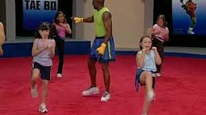 It brings you the best overall body workout combining cardio, sculpting and ab training for maximum fat burning. Billy Blanks Tae Bo Kicks Youtube
