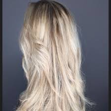 Blending the silver white hair color with the brown roots will give you a mesmerizing look. Updated 40 Blonde Hair With Brown Lowlights Looks August 2020