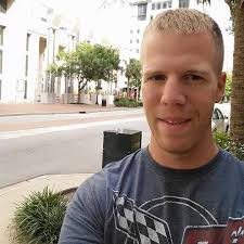 AC stopped working (AC gas slowly leaking) in extreme heat during a trip.  The car was booked back to back days so I didn't have time to get it  recharged. Last time