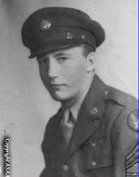 OTD, #TuskegeeAirman Harold H. Brown was taken prisoner of war and held at  a POW camp south of Nuremberg at age 20. It was here that he saw a fellow  airman, Lincoln