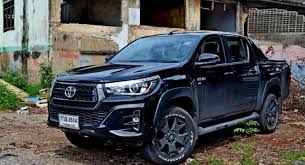 So to further build on the success story that is the toyota hilux, toyota motor philippines has just released a sporty version of their working man's steed: Facelifted Revo Leaves Toyota Sitting Pretty